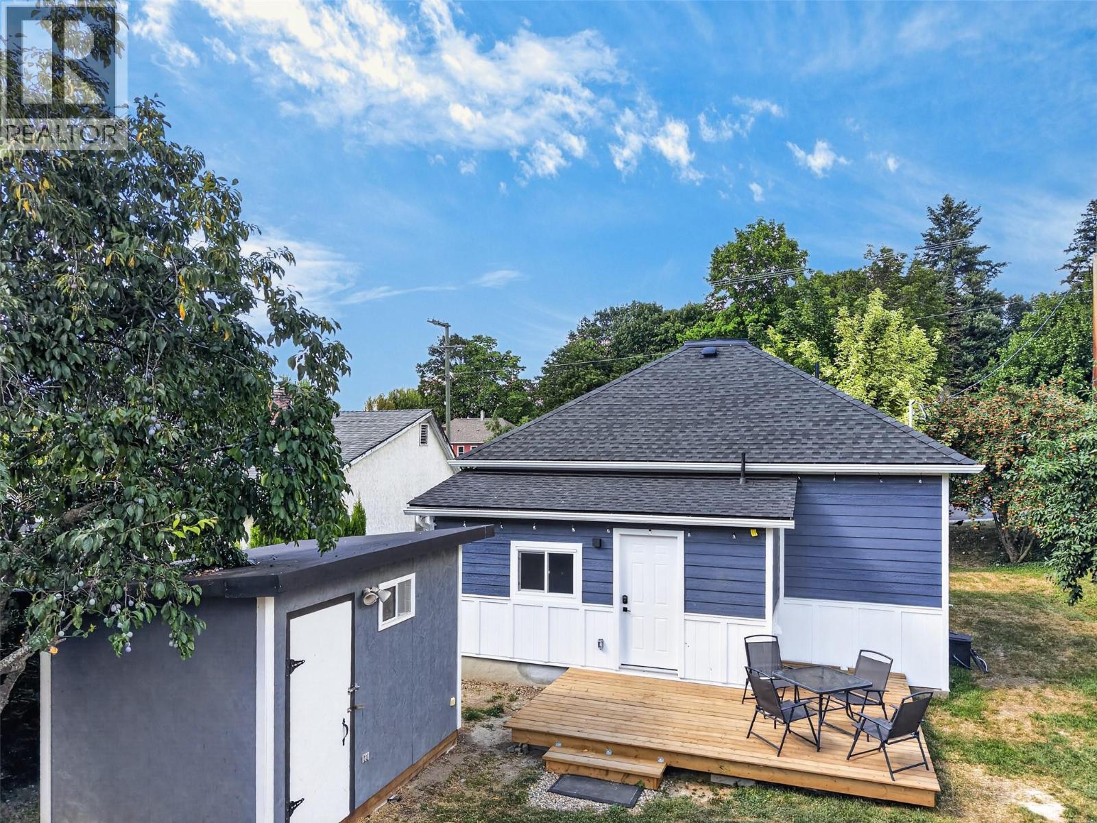 630 Okanagan SE Avenue, Salmon Arm, British Columbia