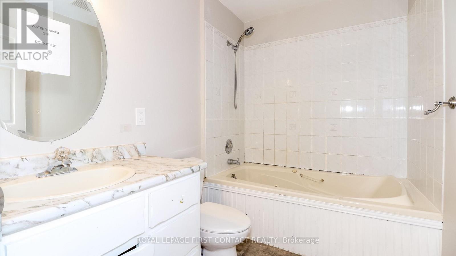 24 Howard Avenue, Tiny, Ontario  L0L 2T0 - Photo 15 - S12408791