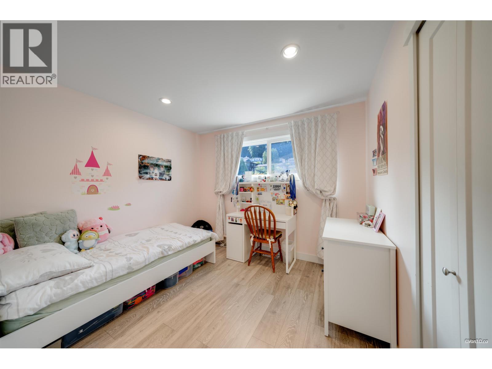 1047 Spar Drive, Coquitlam, British Columbia  V3H 3G9 - Photo 29 - R3151951