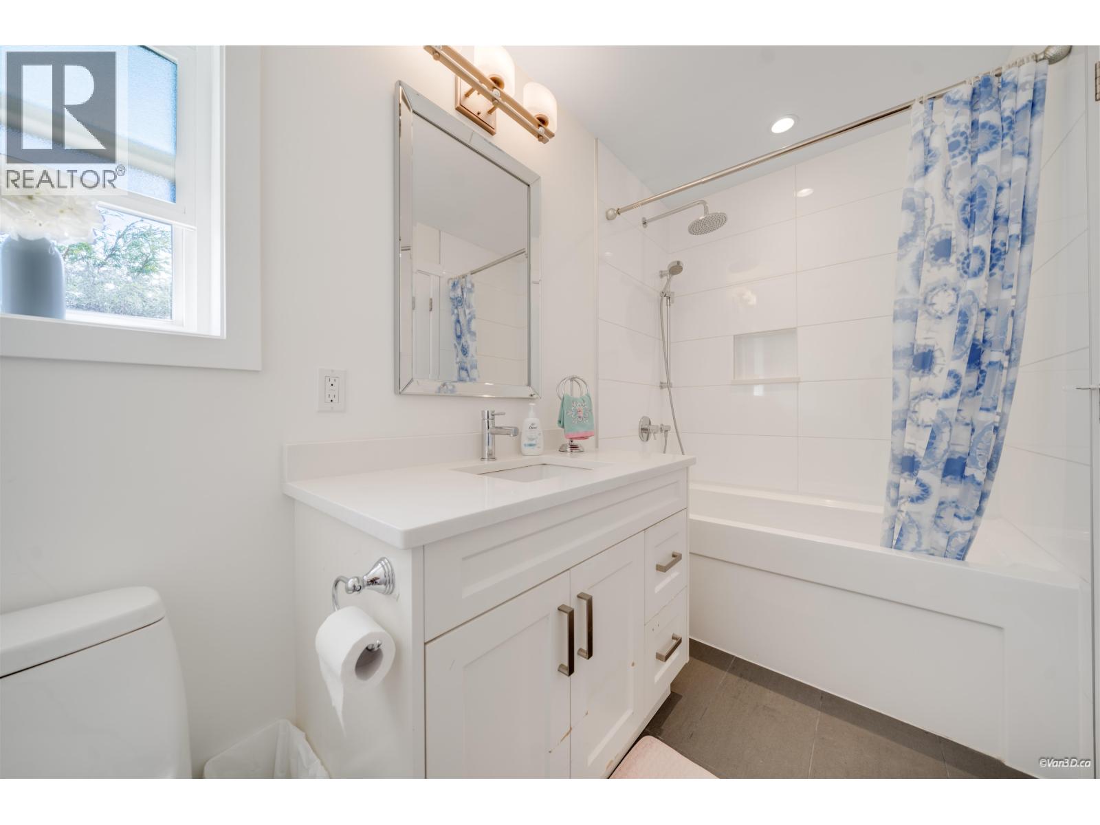 1047 Spar Drive, Coquitlam, British Columbia  V3H 3G9 - Photo 31 - R3151951