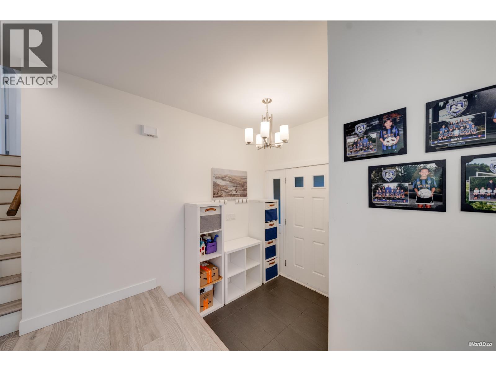 1047 Spar Drive, Coquitlam, British Columbia  V3H 3G9 - Photo 15 - R3151951