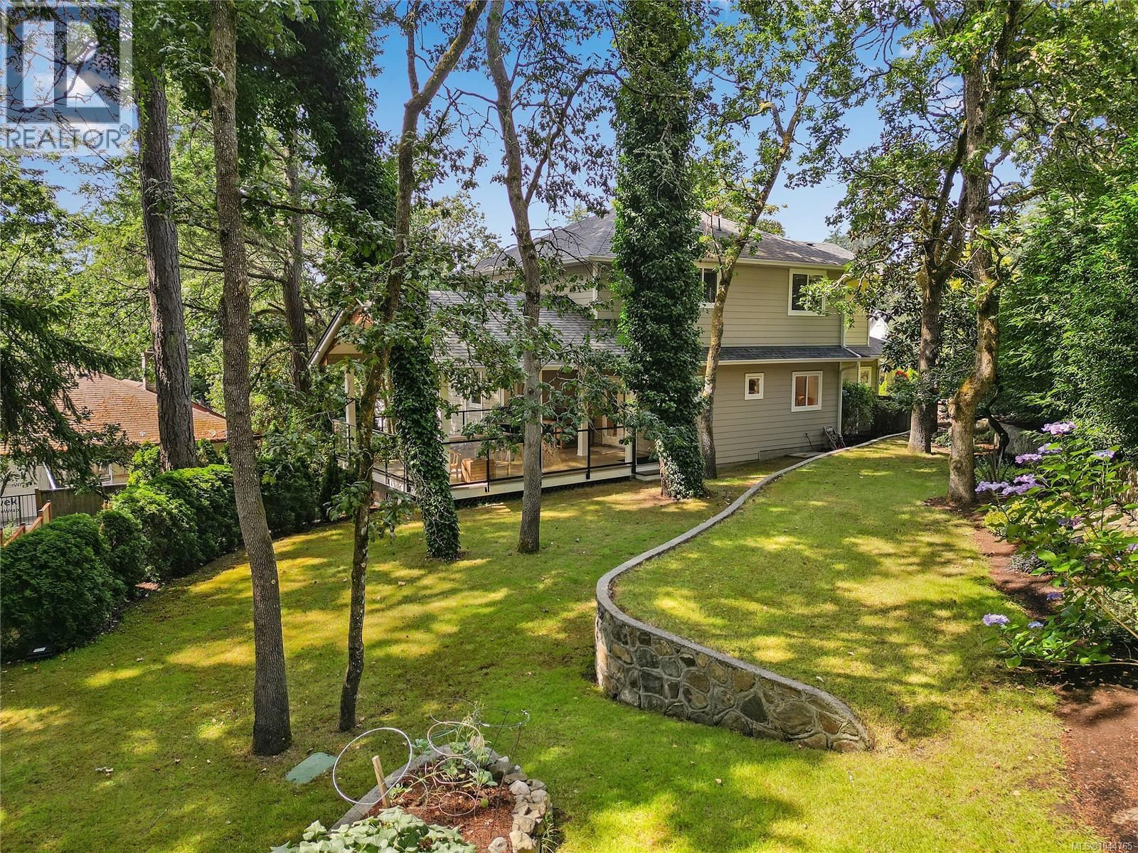 209 Shadow Ridge Pl, View Royal, British Columbia  V8Z 5C8 - Photo 63 - 1044765