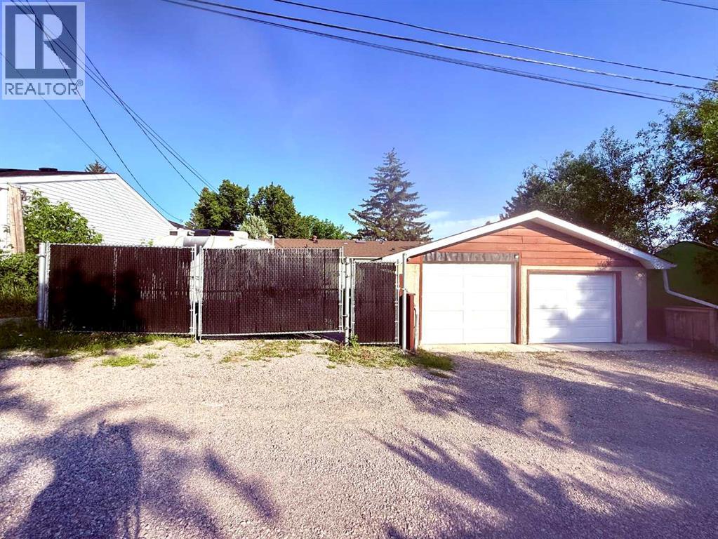 21 Cawder Drive Nw, Calgary, Alberta  T2L 0L8 - Photo 47 - A2329786