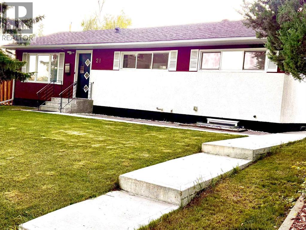 21 Cawder Drive Nw, Calgary, Alberta  T2L 0L8 - Photo 2 - A2329786