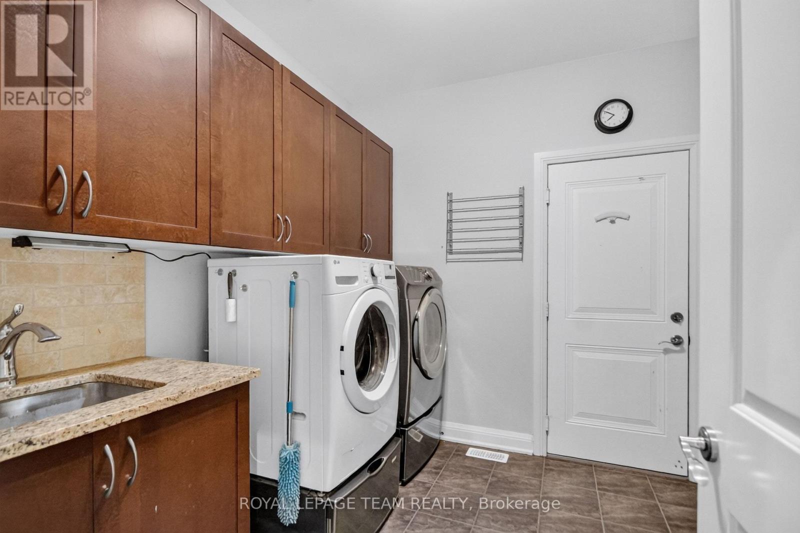 1801 Cedarlakes Way, Ottawa, Ontario  K4P 1G4 - Photo 30 - X13547812