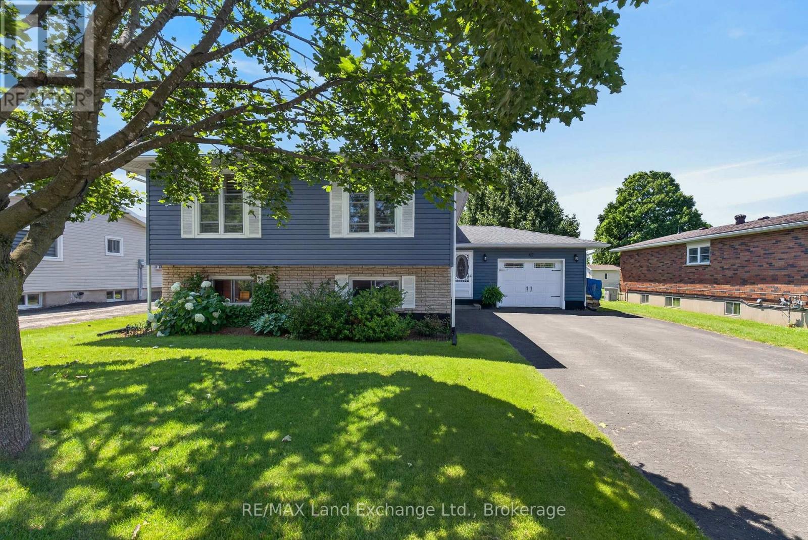 42 WEBSTER STREET, Kincardine, Ontario