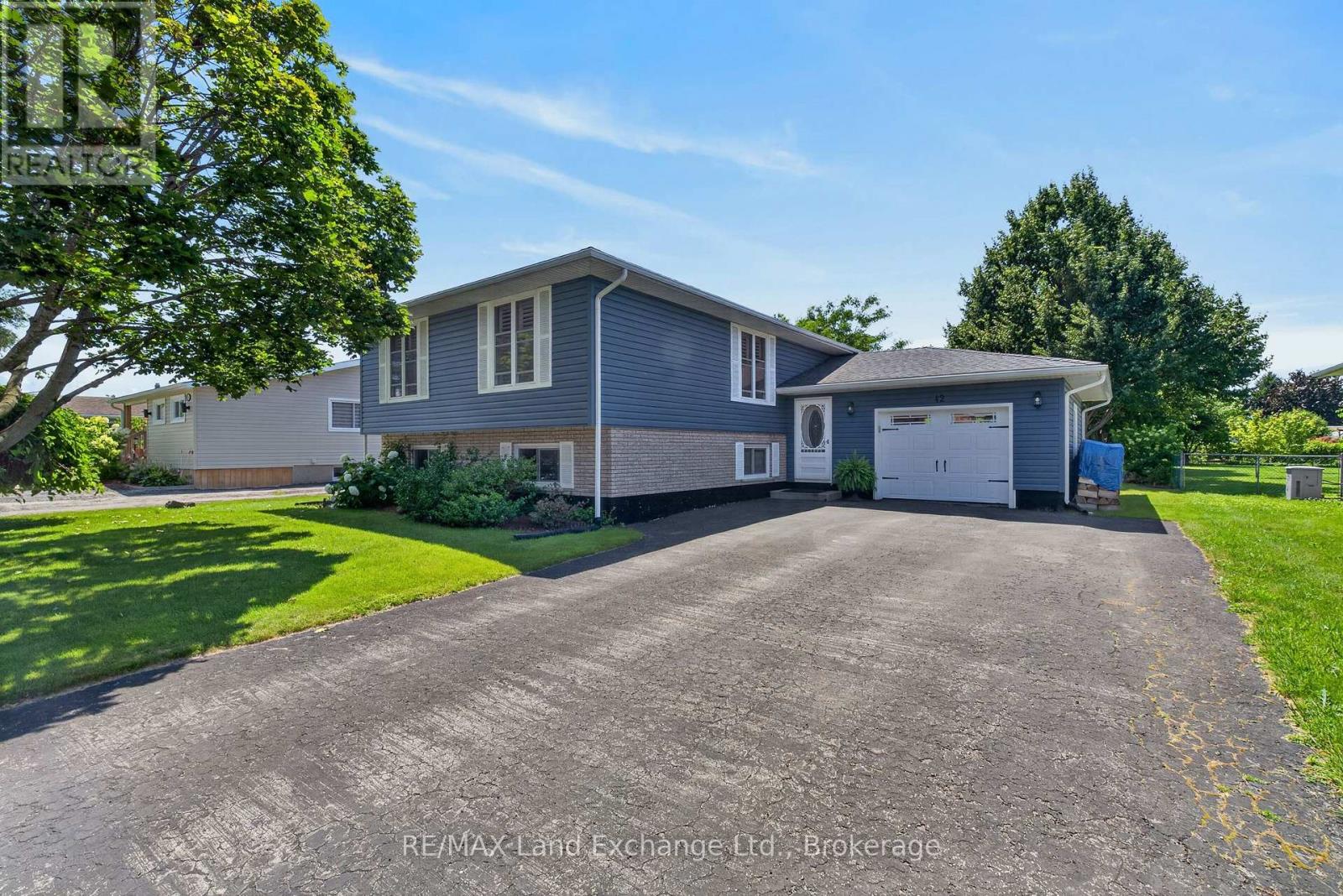 42 Webster Street, Kincardine, Ontario  N0G 2T0 - Photo 2 - X13631926