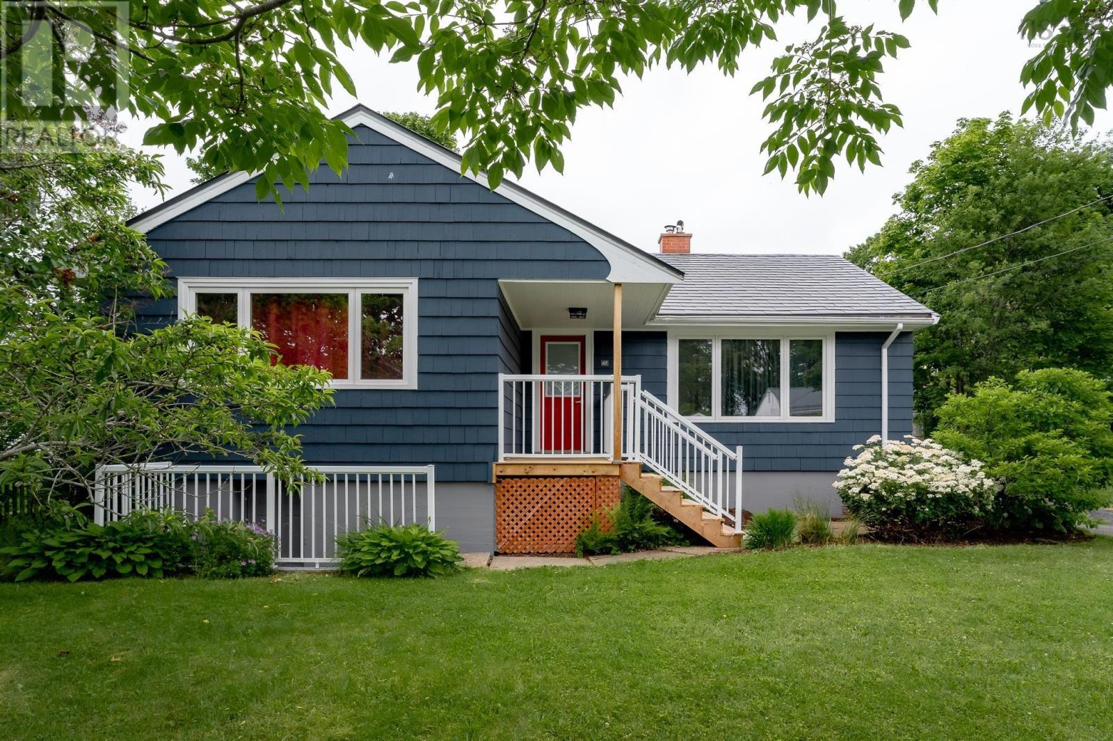 47 Frances Street, Dartmouth, Nova Scotia