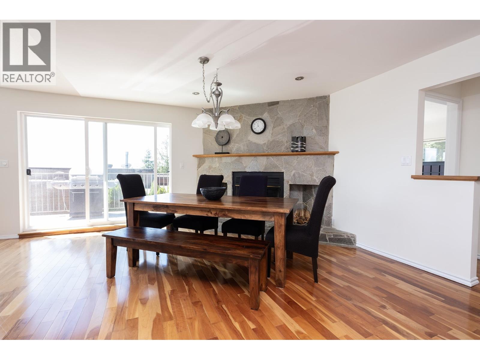 485 Abbs Road, Gibsons, British Columbia  V0N 1V0 - Photo 11 - R3132906
