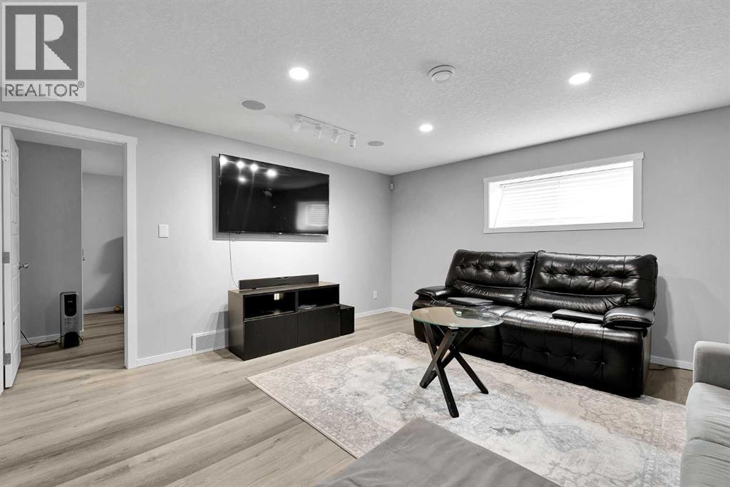 300 Walgrove Boulevard Se, Calgary, Alberta  T2X 4C8 - Photo 37 - A2324996
