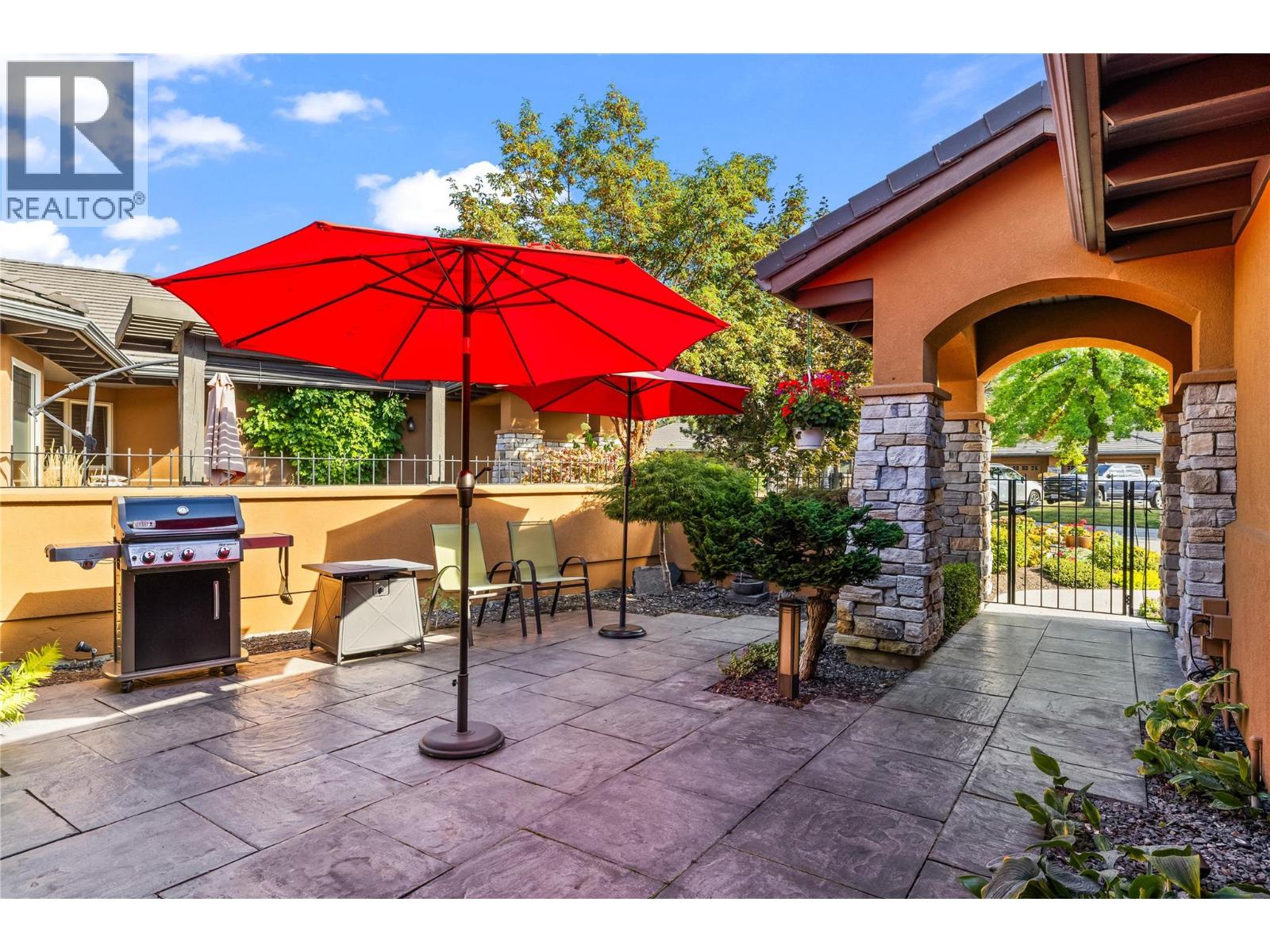 4100 Gallaghers Parkland Unit# 2, Kelowna, British Columbia