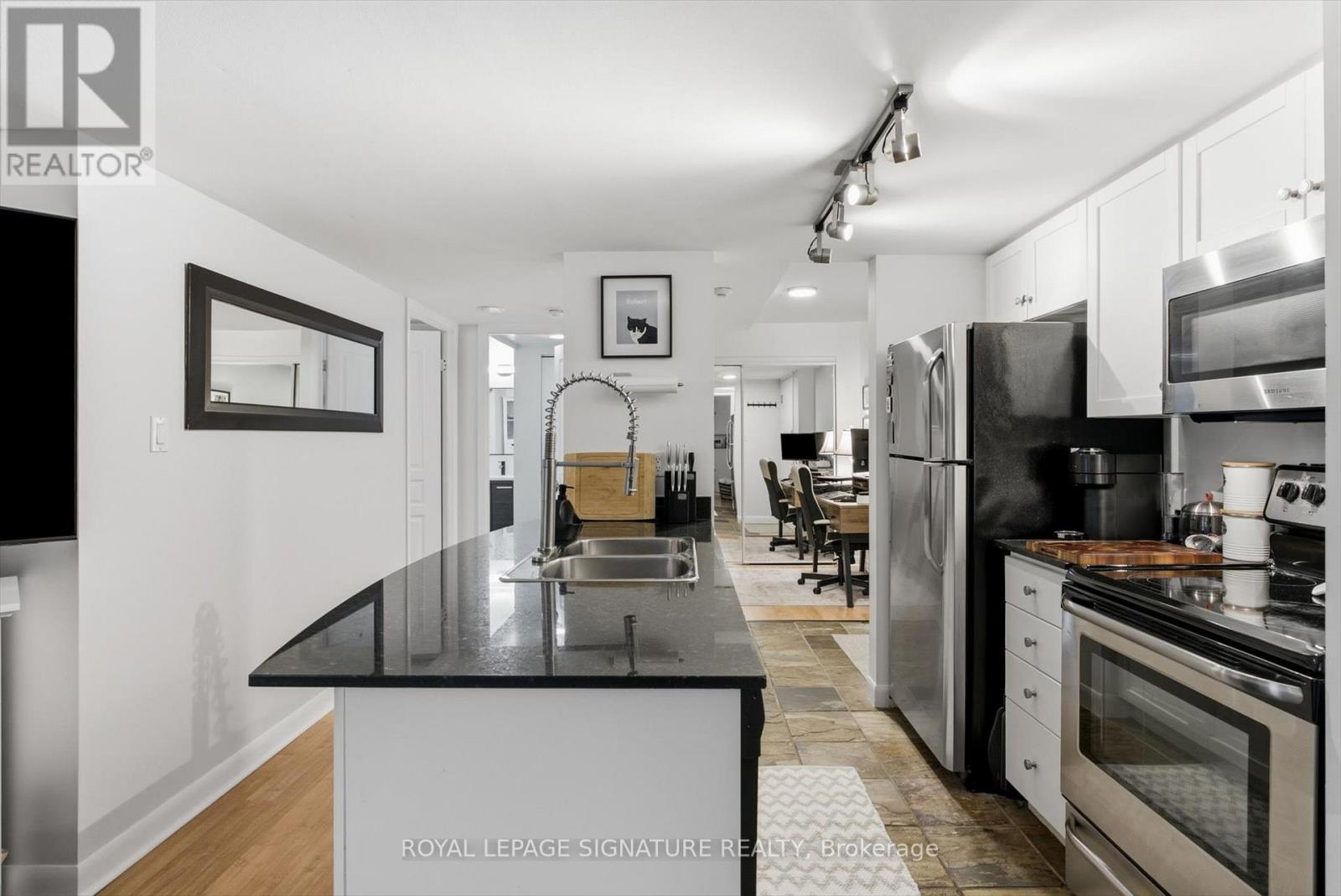 704 - 323 Richmond Street E, Toronto, Ontario  M5A 3R3 - Photo 10 - C13500158