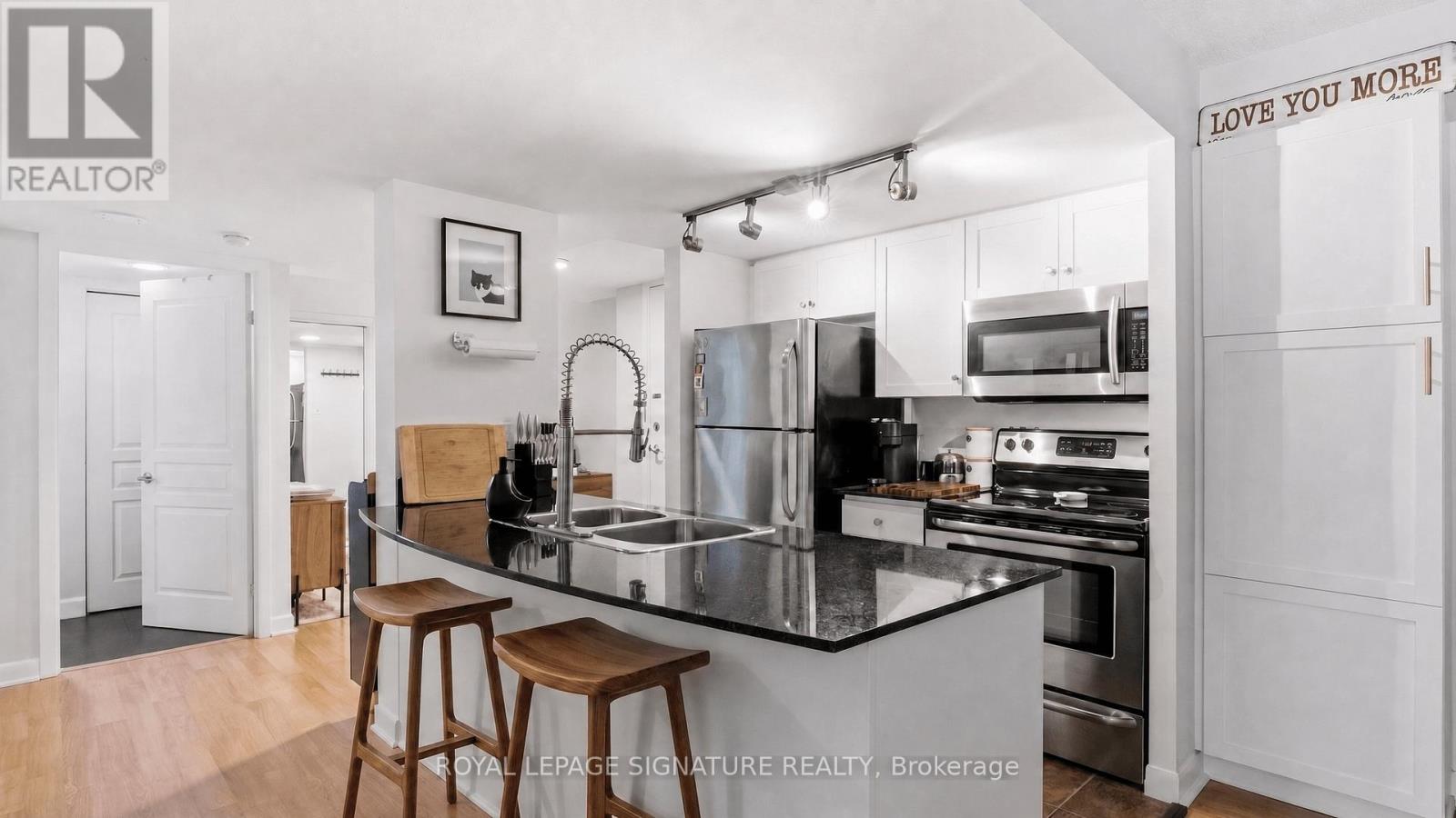 704 - 323 Richmond Street E, Toronto, Ontario  M5A 3R3 - Photo 2 - C13500158