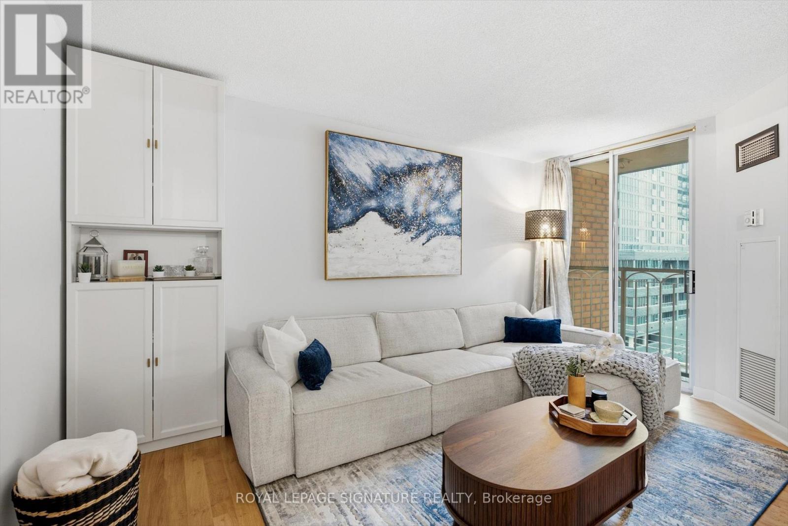 704 - 323 Richmond Street E, Toronto, Ontario  M5A 3R3 - Photo 3 - C13500158