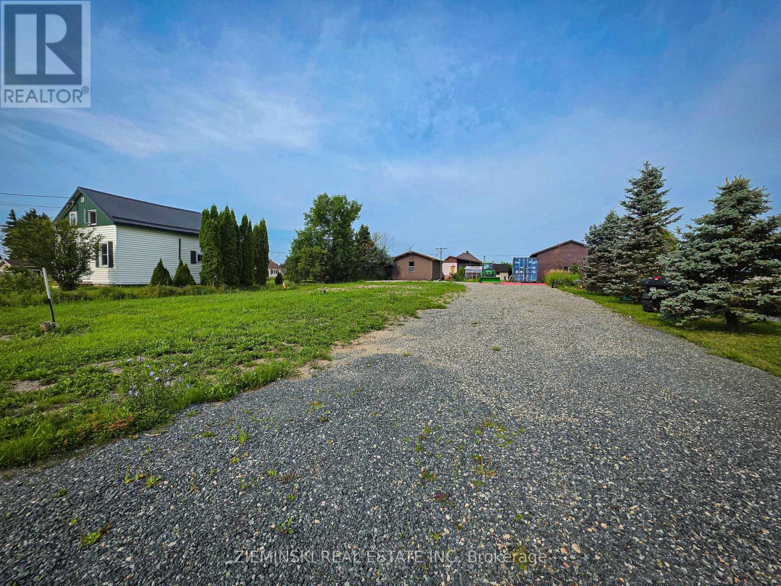 62 Edward Street, Iroquois Falls, Ontario  P0K 1E0 - Photo 3 - T13627726