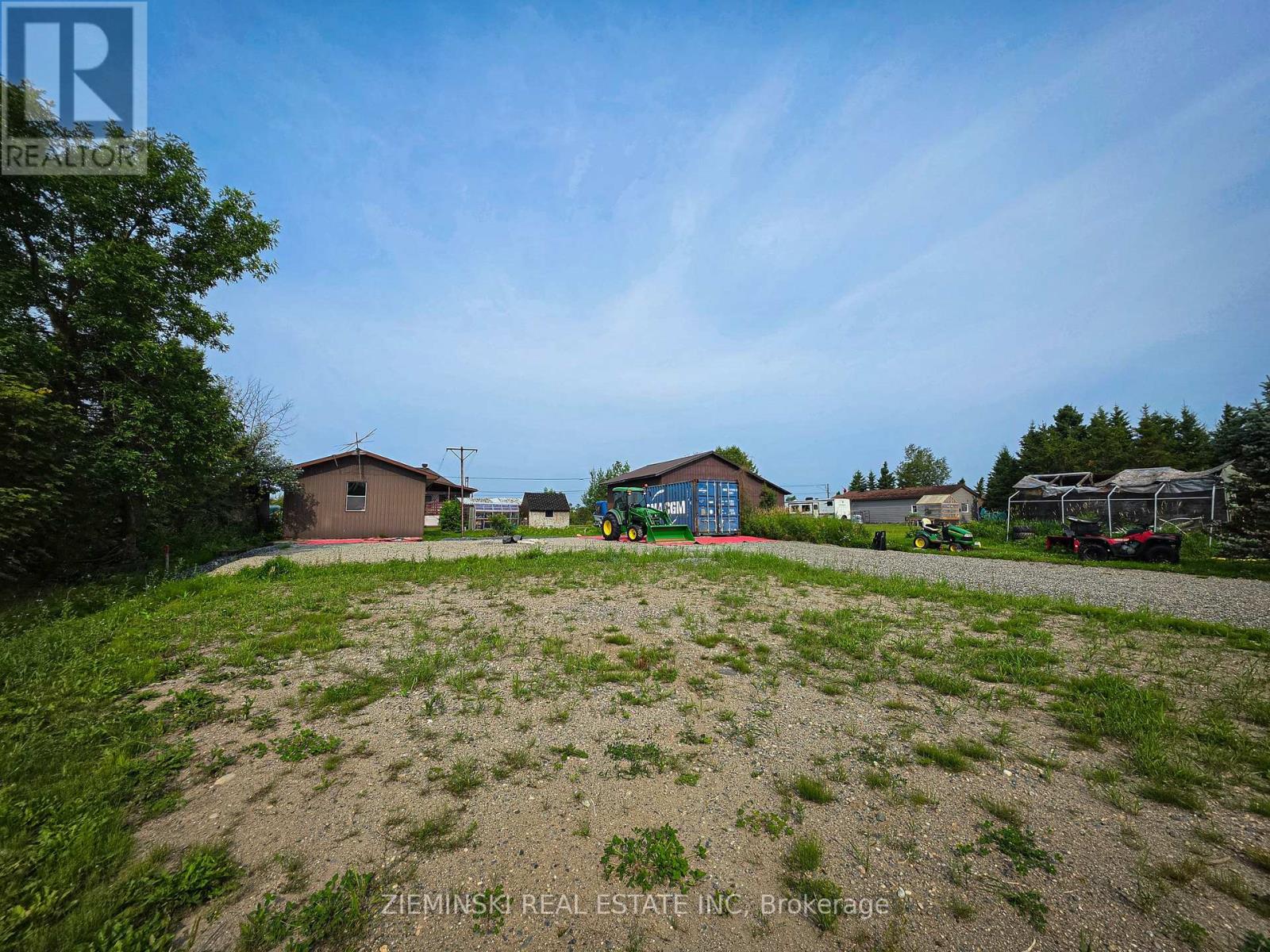 62 Edward Street, Iroquois Falls, Ontario  P0K 1E0 - Photo 10 - T13627726
