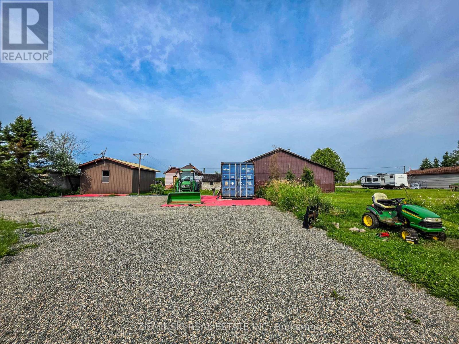 62 Edward Street, Iroquois Falls, Ontario  P0K 1E0 - Photo 4 - T13627726