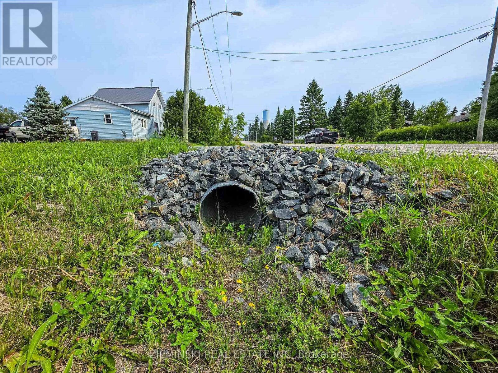 62 Edward Street, Iroquois Falls, Ontario  P0K 1E0 - Photo 14 - T13627726