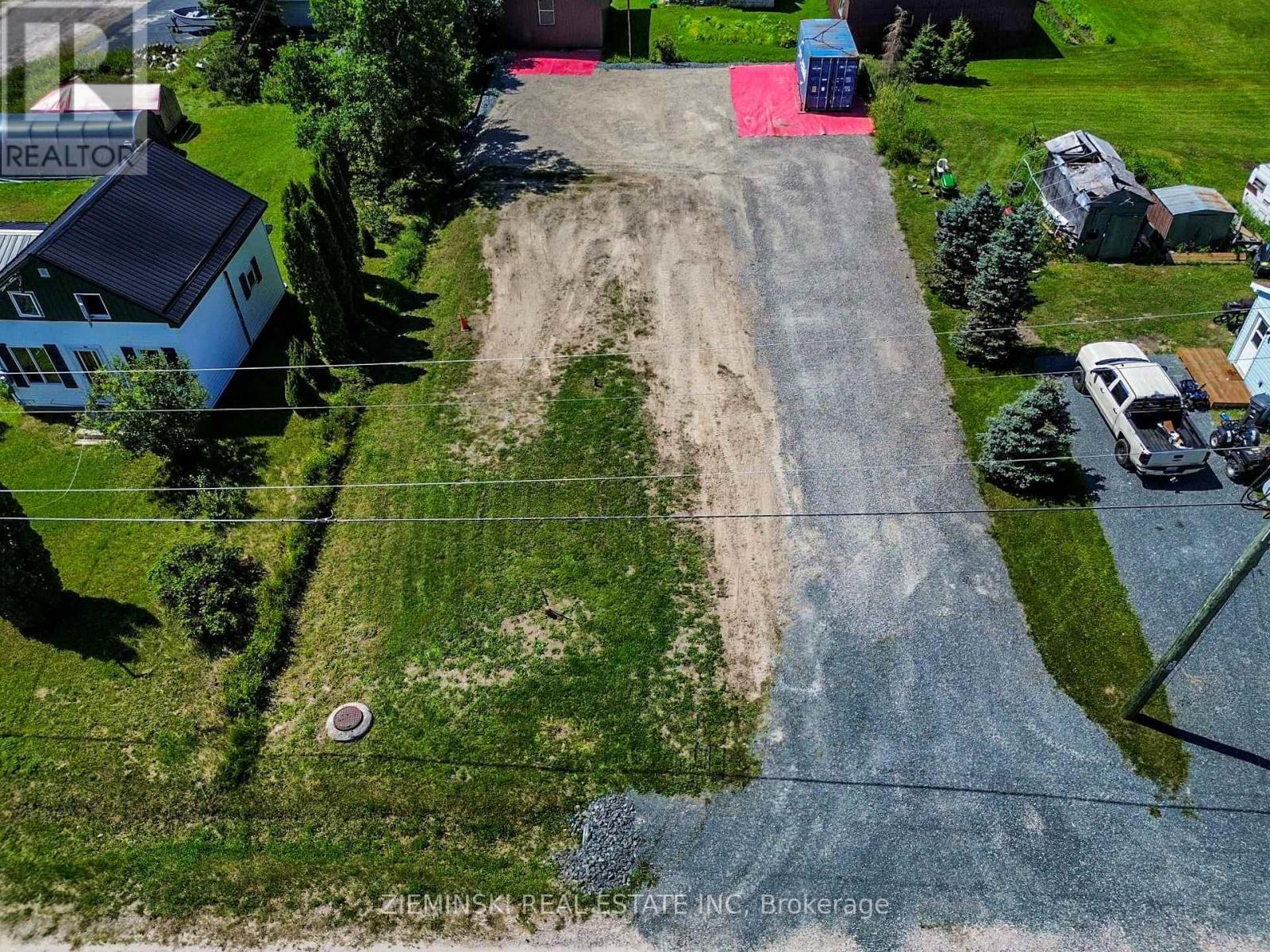 62 Edward Street, Iroquois Falls, Ontario  P0K 1E0 - Photo 2 - T13627726