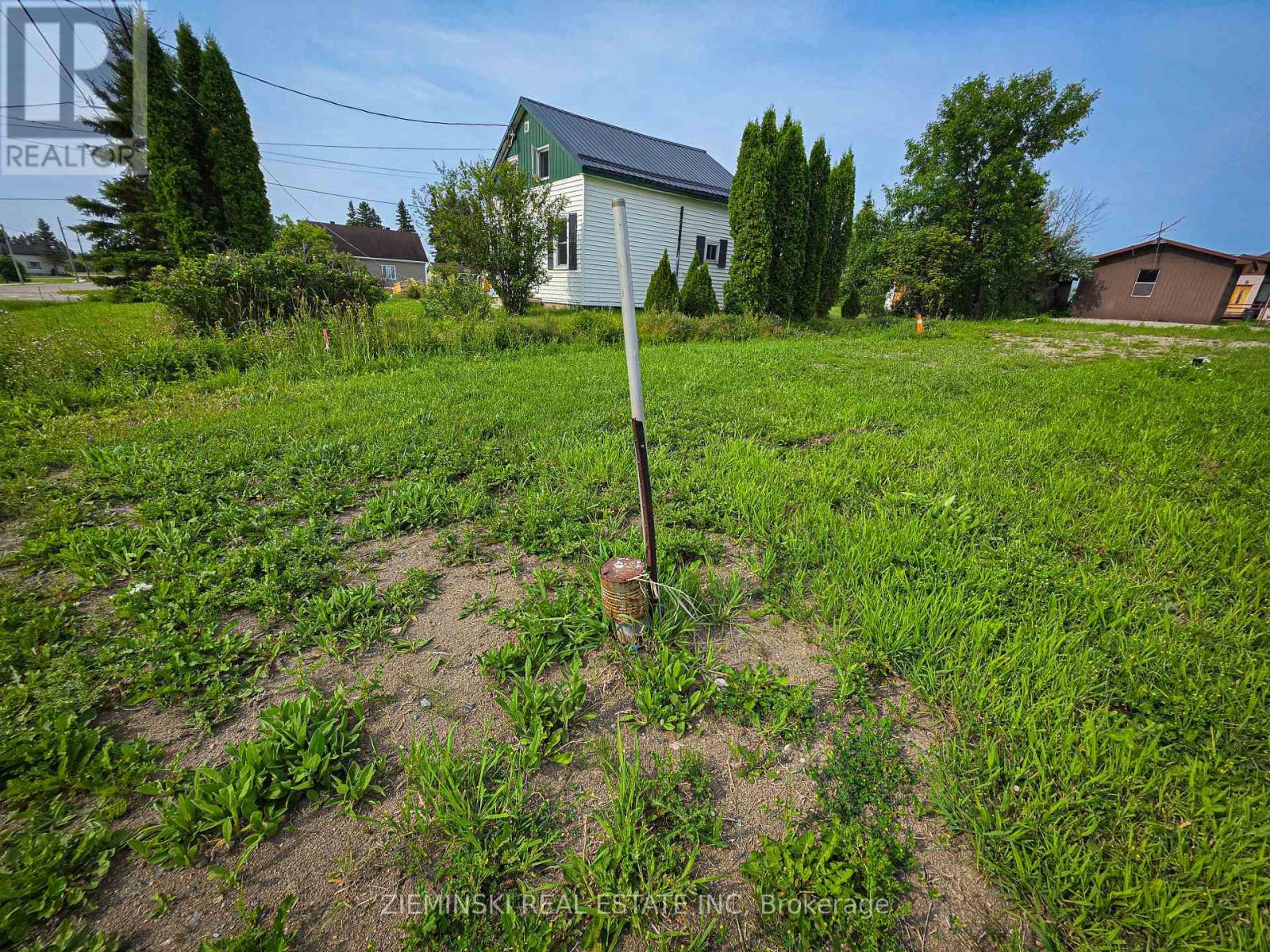 62 Edward Street, Iroquois Falls, Ontario  P0K 1E0 - Photo 13 - T13627726