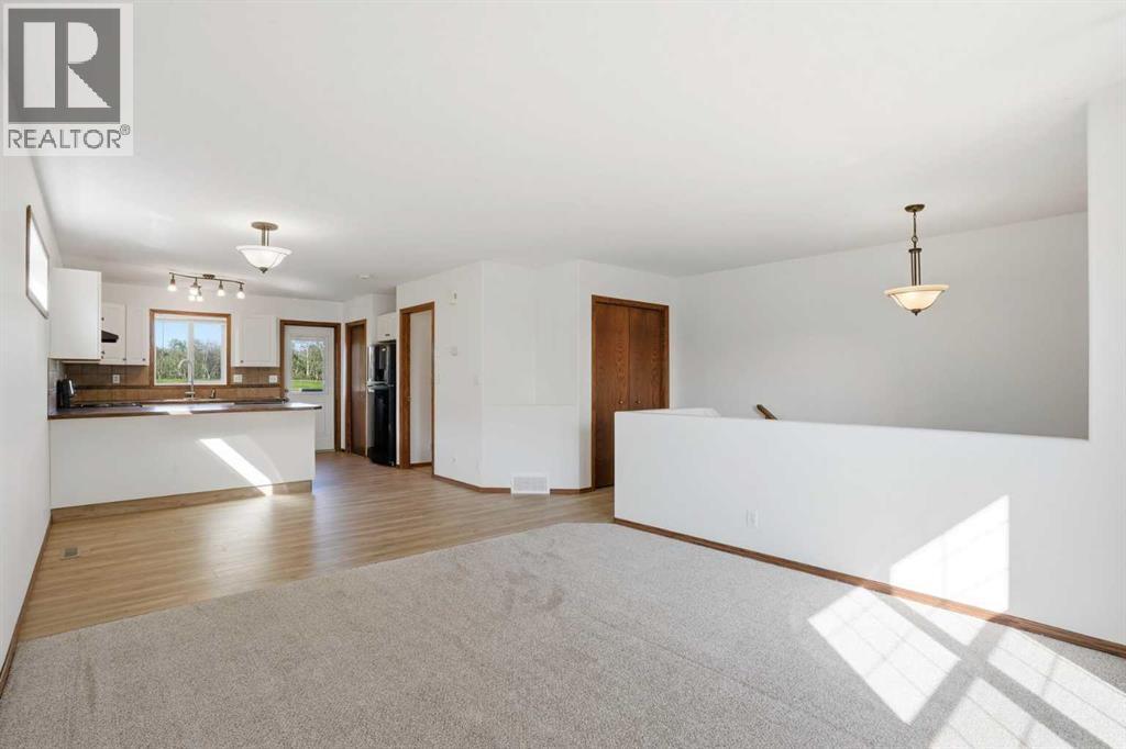 34 Keen Crescent, Red Deer, Alberta  T4P 4B9 - Photo 8 - A2333923