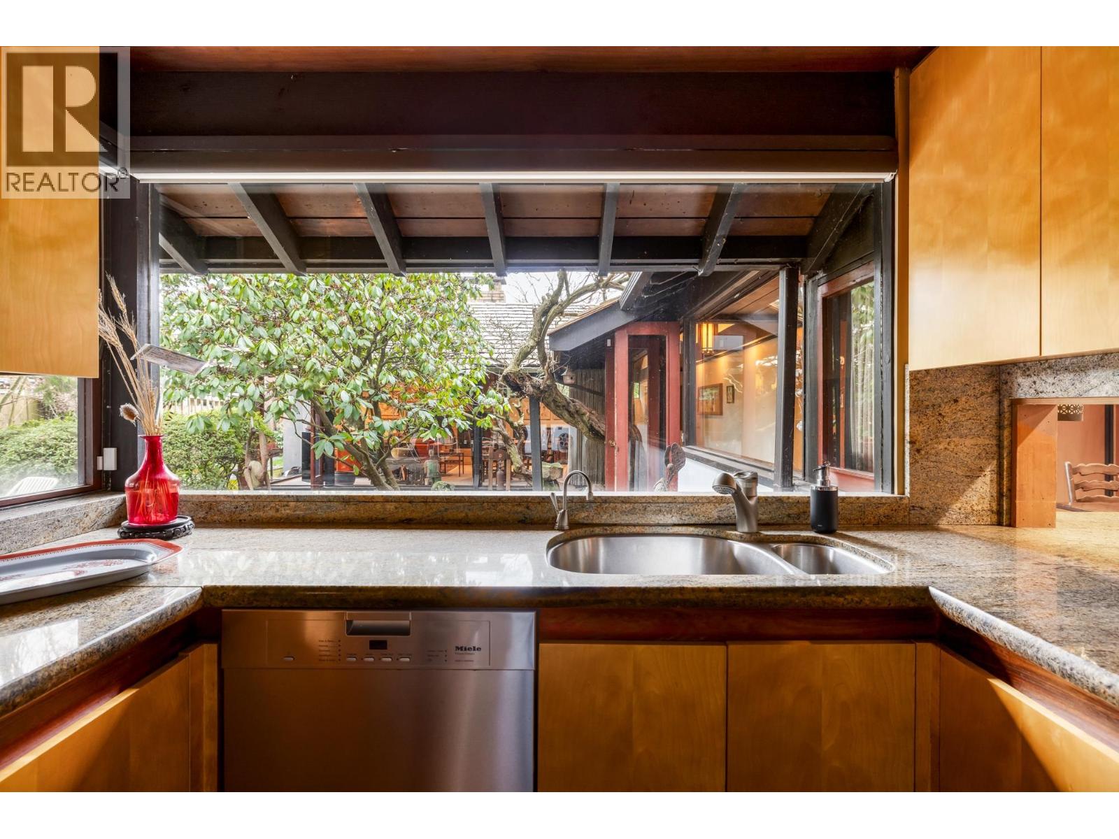 6821 Laurel Street, Vancouver, British Columbia  V6P 3T6 - Photo 14 - R3151961