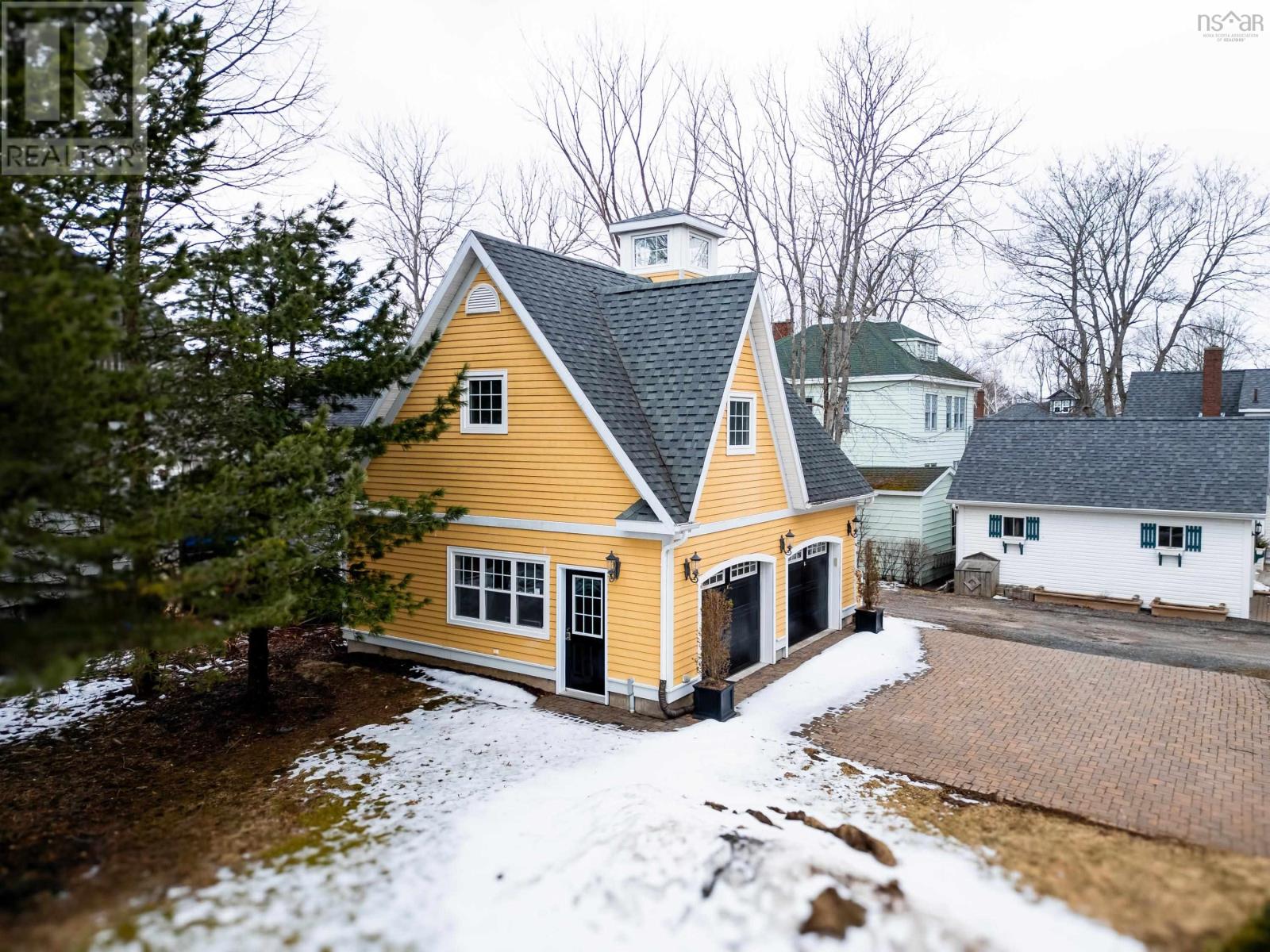 15 Whitney Avenue, Sydney, Nova Scotia  B1P 4Z6 - Photo 45 - 202608236