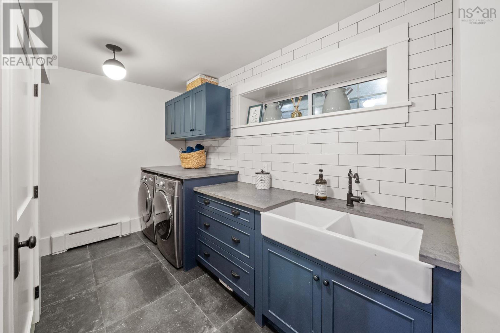 905 Marlborough Woods, Halifax, Nova Scotia  B3H 1H9 - Photo 35 - 202613773