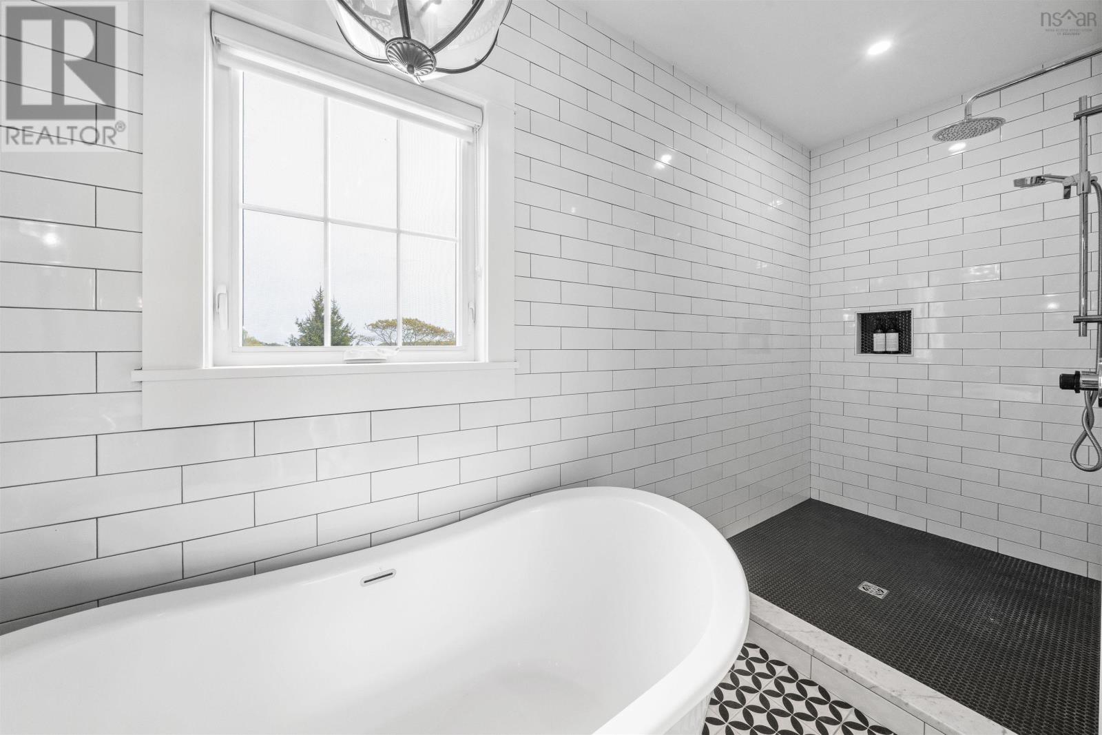 905 Marlborough Woods, Halifax, Nova Scotia  B3H 1H9 - Photo 32 - 202613773