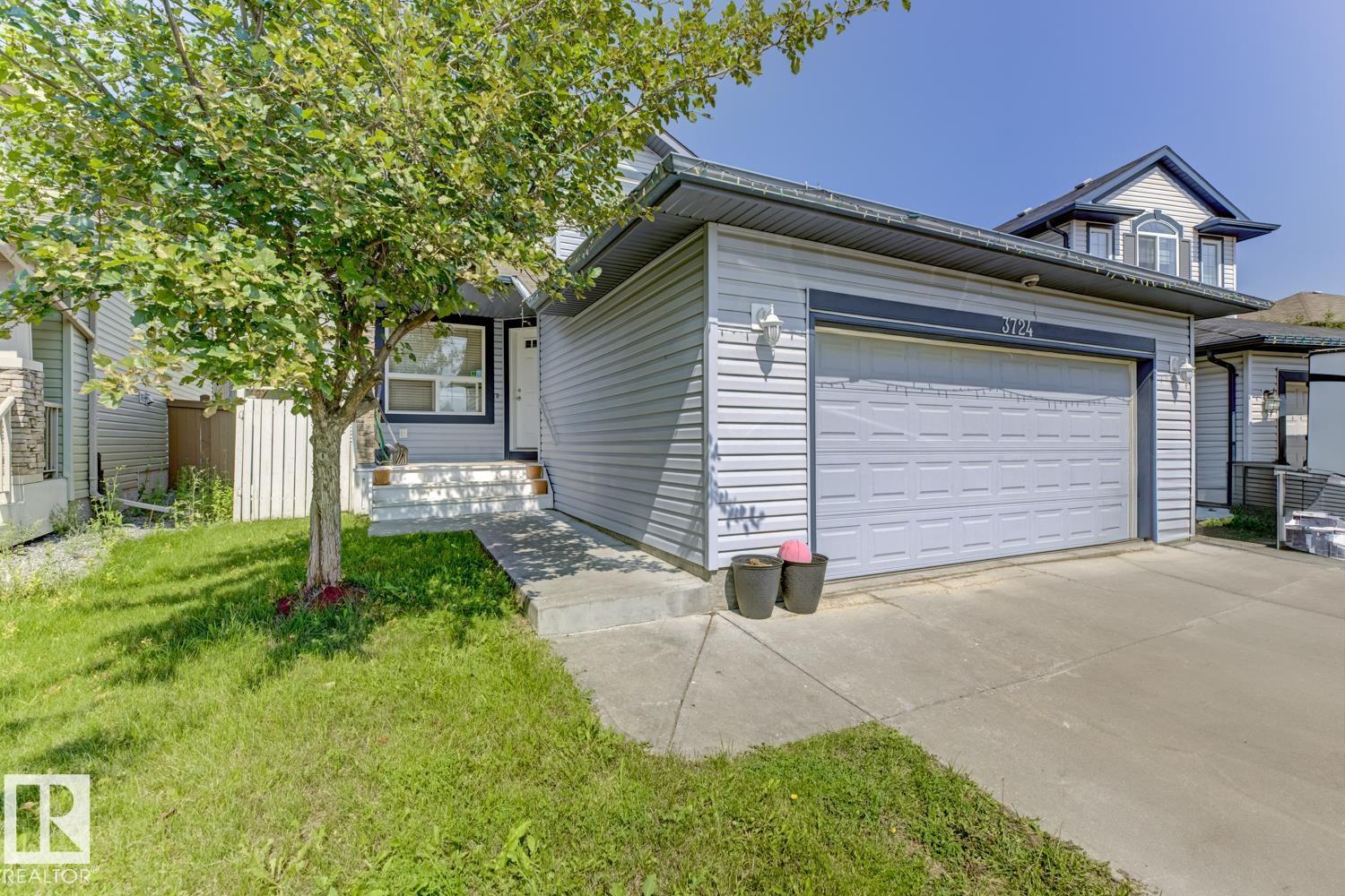 3724 163 Av Nw, Edmonton, Alberta  T5Y 0H9 - Photo 3 - E4498776