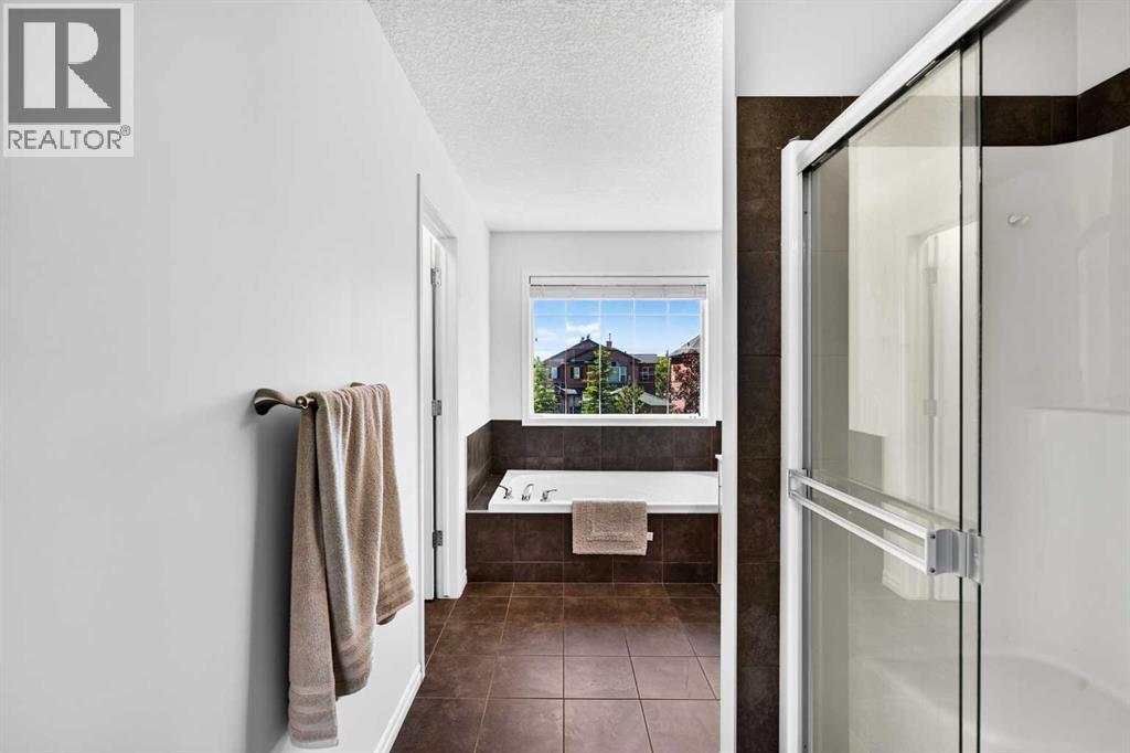 444 Rainbow Falls Way, Chestermere, Alberta  T1X 1S6 - Photo 24 - A2323843