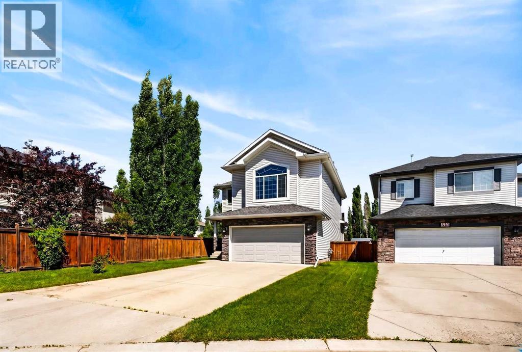 444 Rainbow Falls Way, Chestermere, Alberta  T1X 1S6 - Photo 2 - A2323843