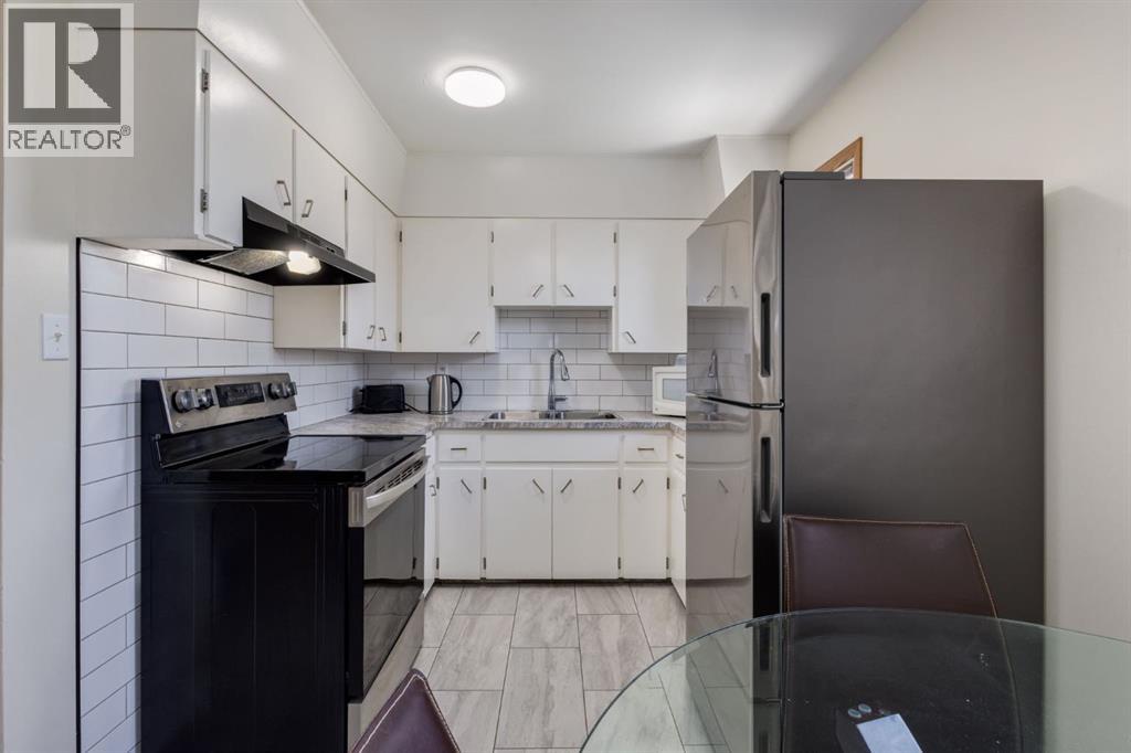 2024 43 Street SE, Calgary, Alberta  T2B 1H4 - Photo 7 - A2324699