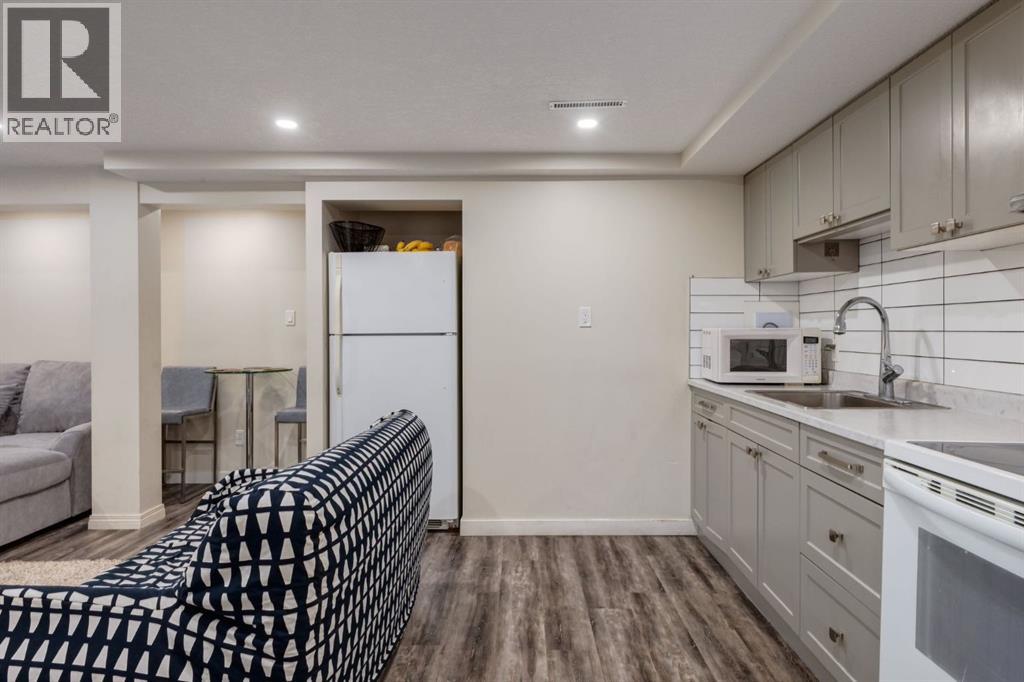 2024 43 Street SE, Calgary, Alberta  T2B 1H4 - Photo 14 - A2324699