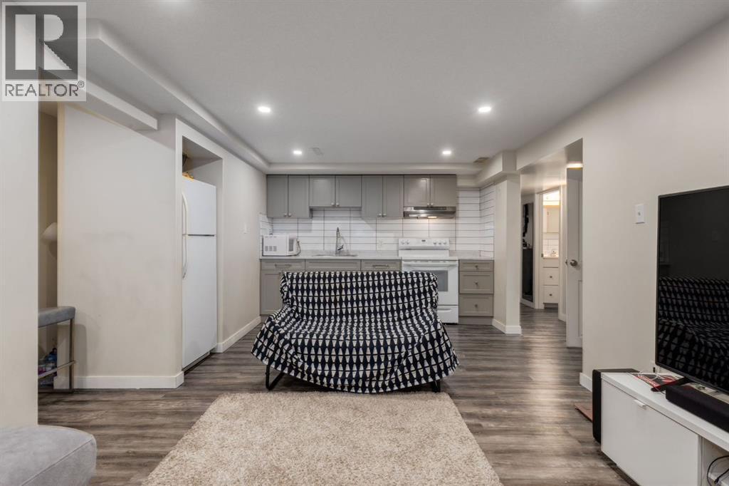 2024 43 Street SE, Calgary, Alberta  T2B 1H4 - Photo 19 - A2324699