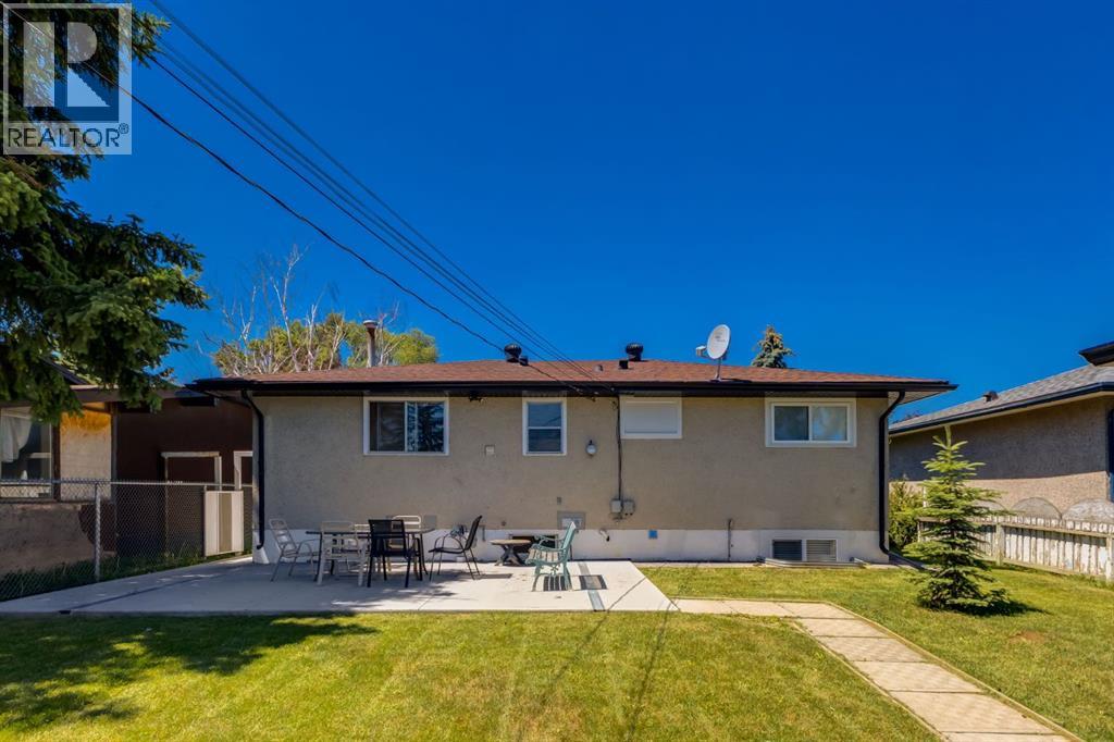 2024 43 Street SE, Calgary, Alberta  T2B 1H4 - Photo 25 - A2324699