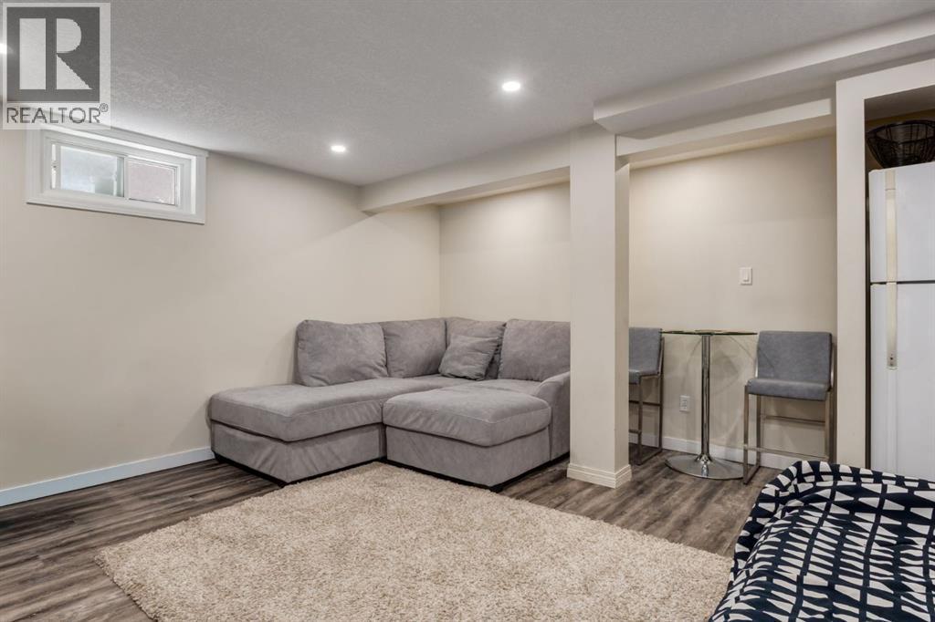 2024 43 Street SE, Calgary, Alberta  T2B 1H4 - Photo 17 - A2324699