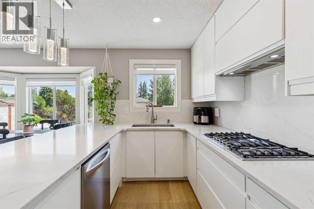1208 Ranchlands Boulevard NW, Calgary, Alberta  T3G 1G5 - Photo 9 - A2333388