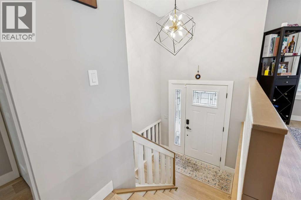 1208 Ranchlands Boulevard NW, Calgary, Alberta  T3G 1G5 - Photo 3 - A2333388
