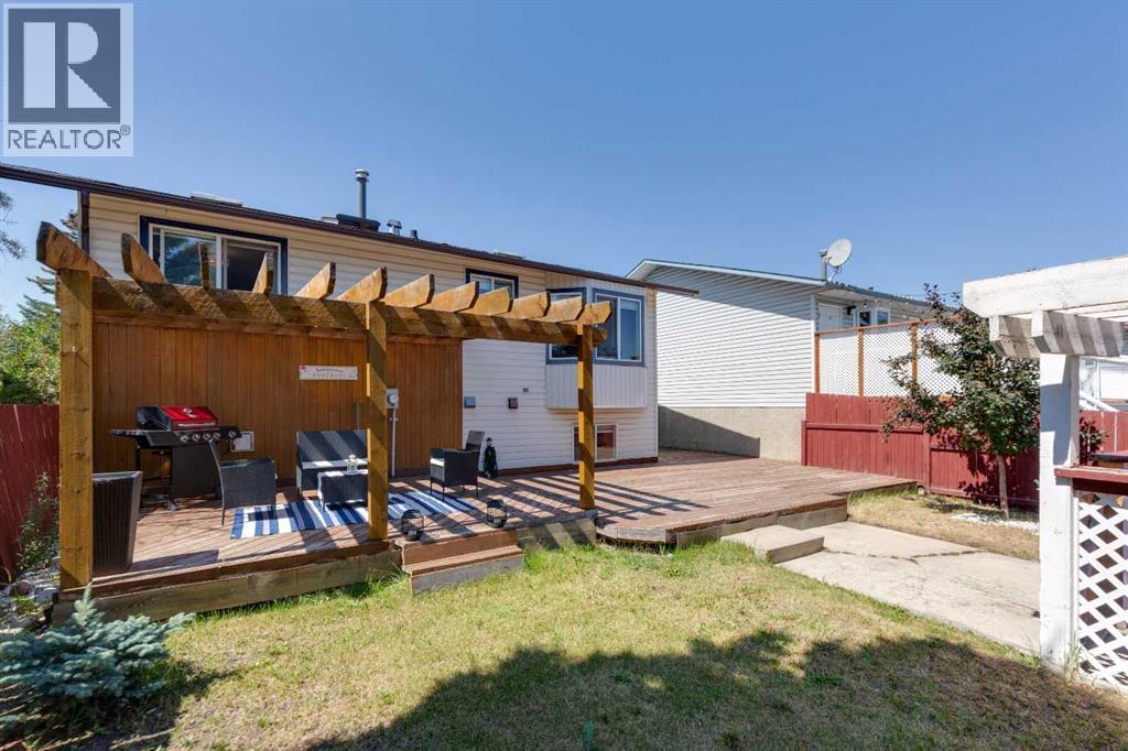 1208 Ranchlands Boulevard NW, Calgary, Alberta  T3G 1G5 - Photo 33 - A2333388