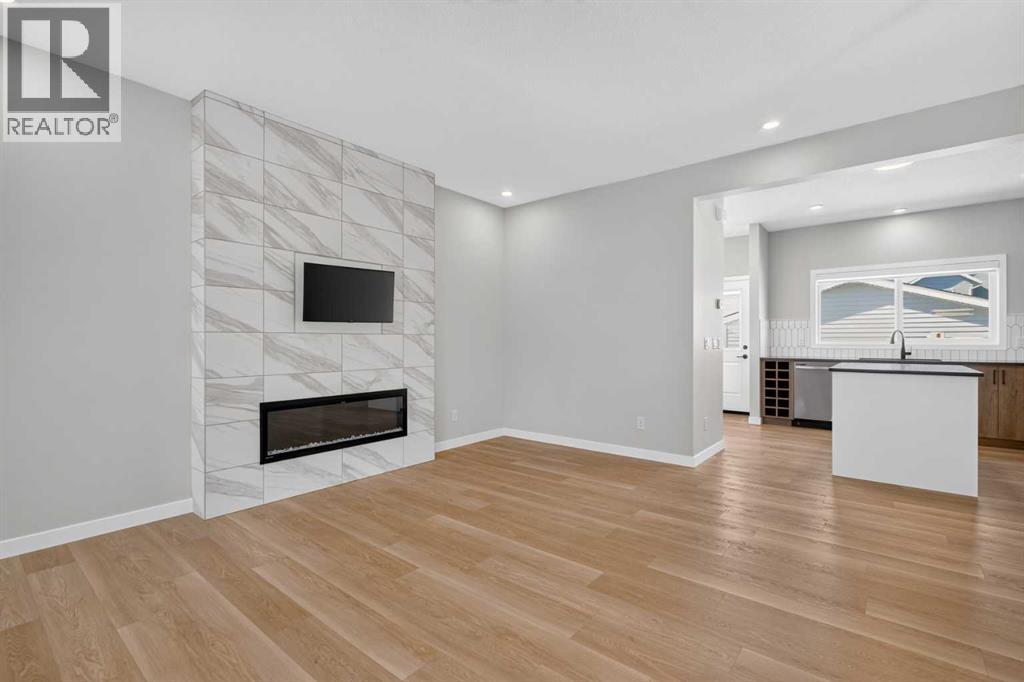 18 Chinook Winds Court Sw, Airdrie, Alberta  T4B 5X6 - Photo 6 - A2334217