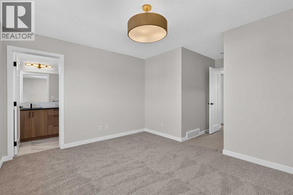 18 Chinook Winds Court Sw, Airdrie, Alberta  T4B 5X6 - Photo 21 - A2334217