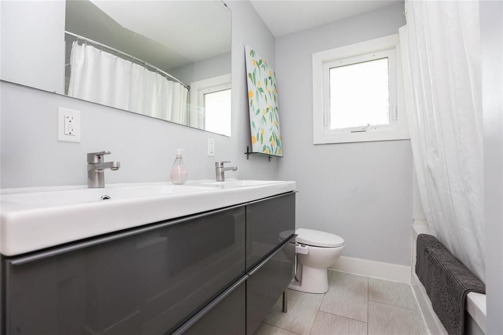 657 Dunrobin Avenue, Winnipeg, Manitoba R2K 0V3 - Photo 14 - 202619124