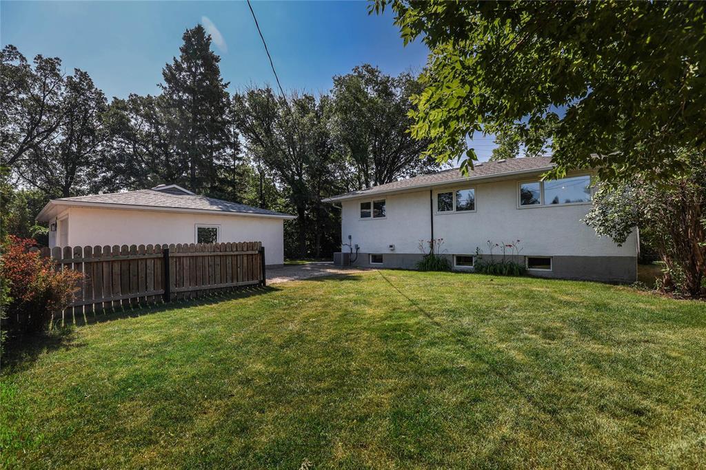 657 Dunrobin Avenue, Winnipeg, Manitoba R2K 0V3 - Photo 45 - 202619124