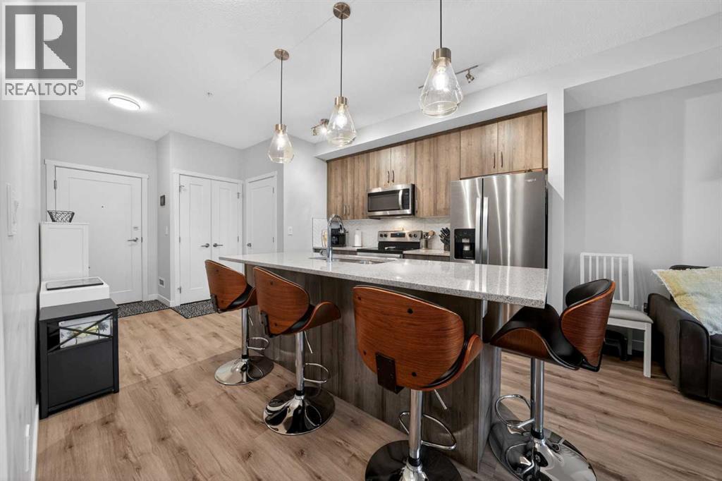 403, 71 Shawnee Common SW, Calgary, Alberta  T2Y 0R2 - Photo 8 - A2314606