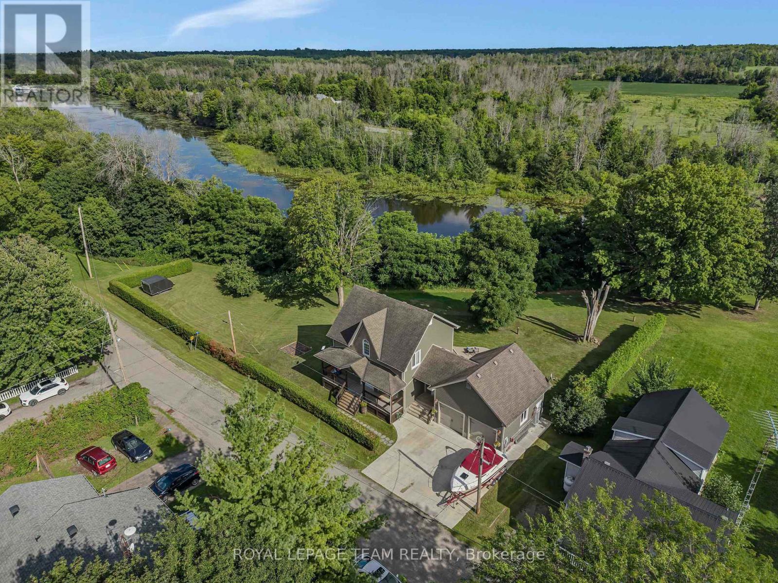 22 Centre Street, North Grenville, Ontario  K0G 1B0 - Photo 2 - X13631954