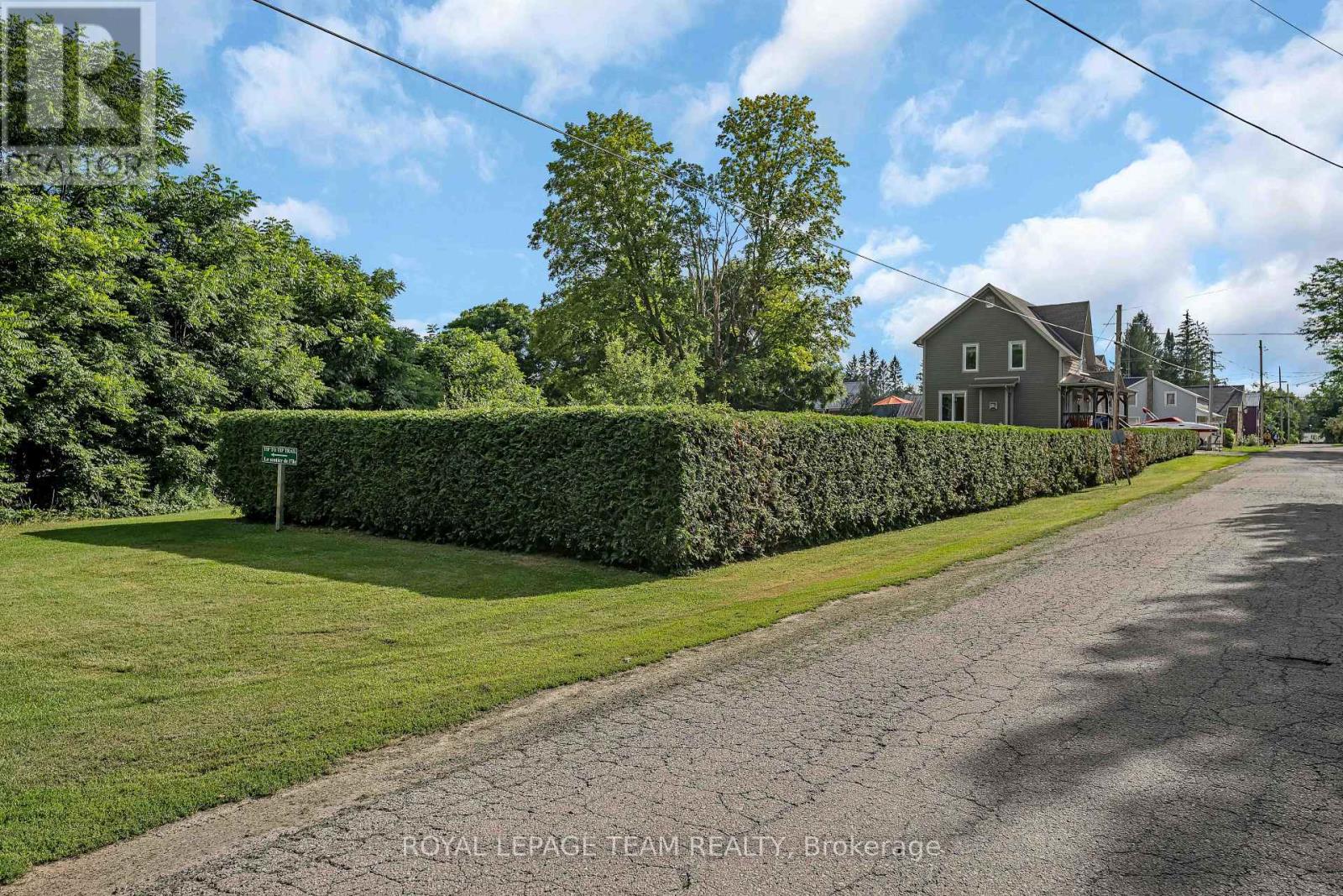22 Centre Street, North Grenville, Ontario  K0G 1B0 - Photo 3 - X13631954