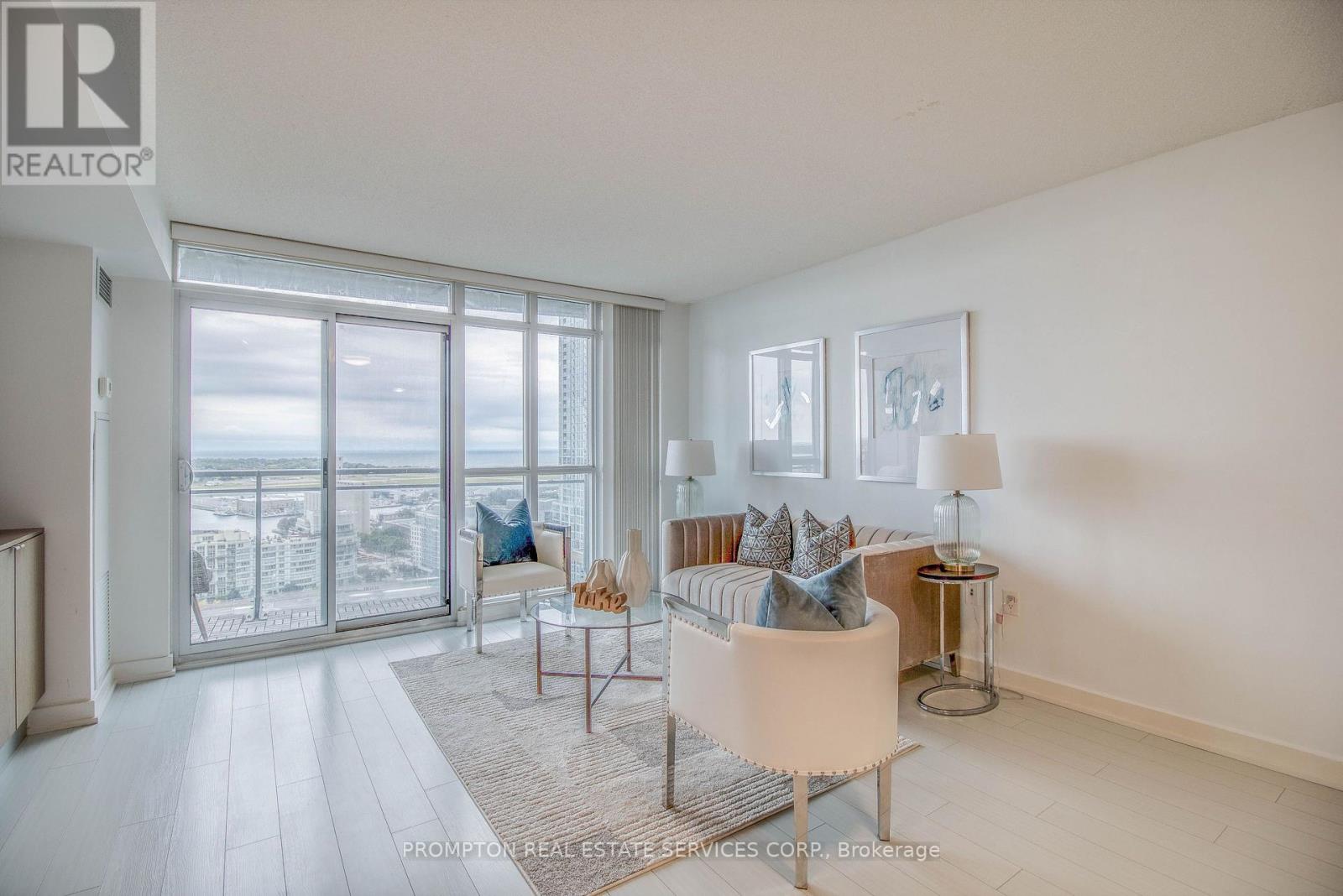 2208 - 21 Iceboat Terrace, Toronto, Ontario M5V 4B1 - Photo 9 - C13631970