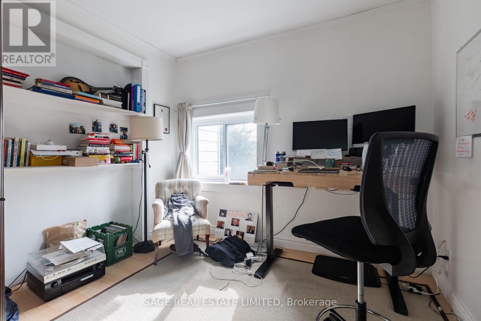 433 Woodfield Road, Toronto, Ontario  M4L 2X4 - Photo 19 - E13631950