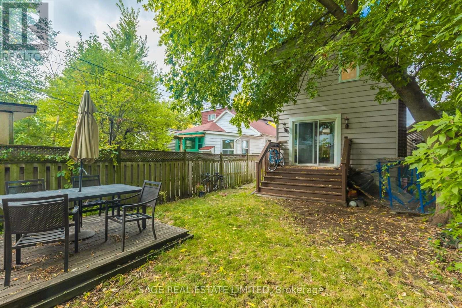 433 Woodfield Road, Toronto, Ontario  M4L 2X4 - Photo 21 - E13631950